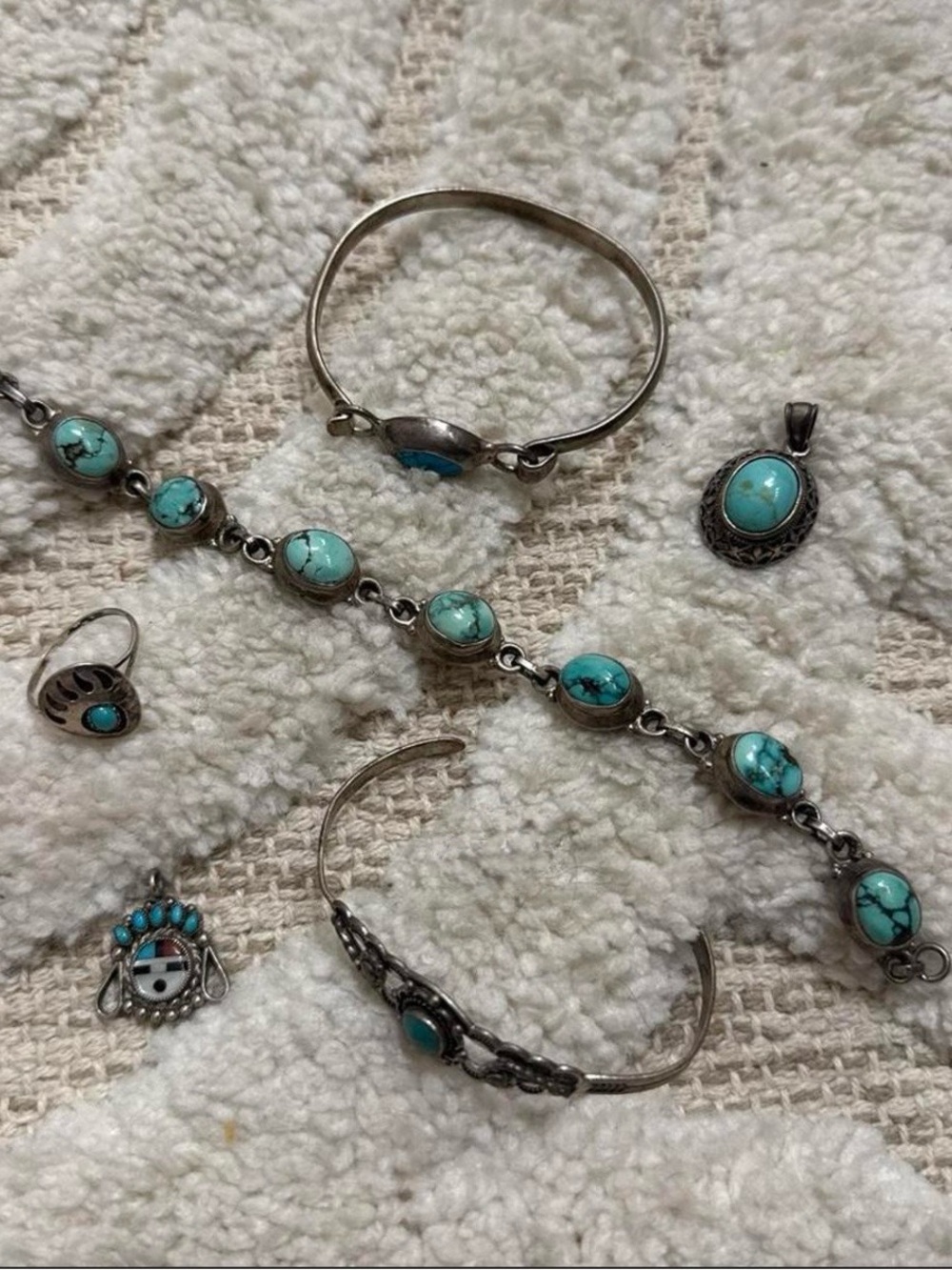 Sterling-Style Turquoise Bracelet and Pendant Set - Blue Turquoise